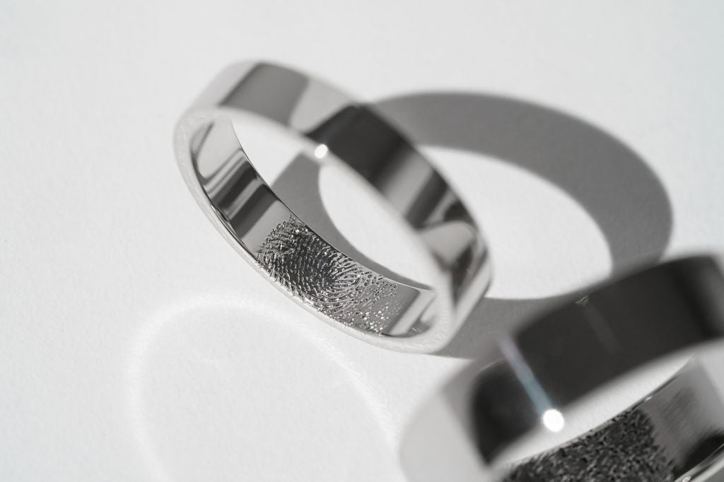 Wedding ring "Simple" (6 mm) with an individual fingerprint inside
