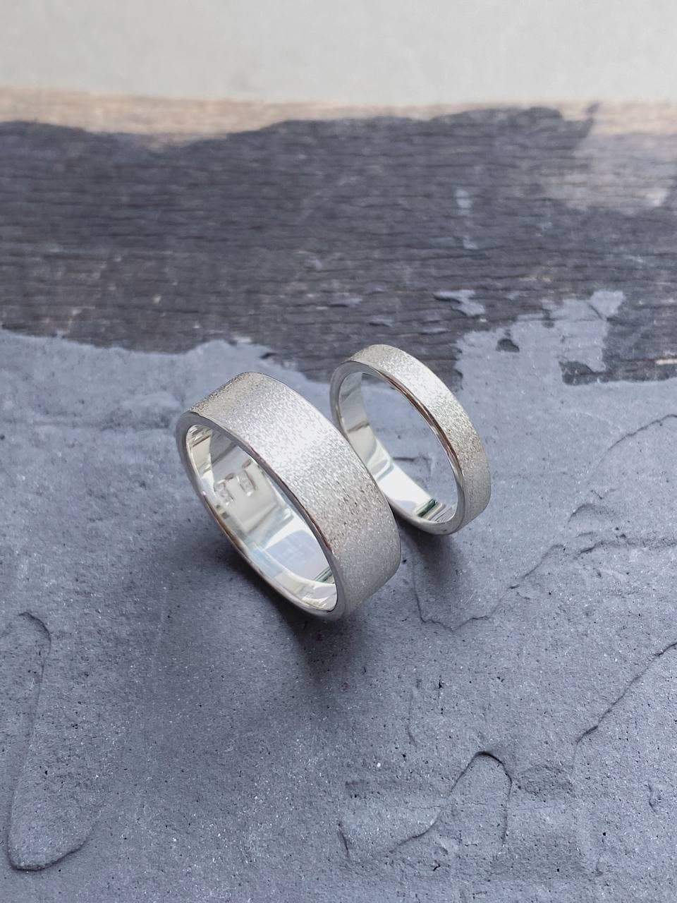 Wedding ring "Simple" (4 mm) brushed