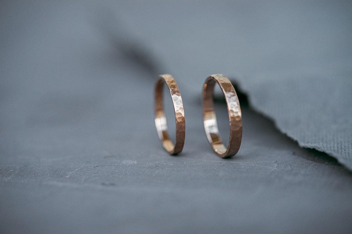 Wedding ring "Simple" (2 mm) hammered