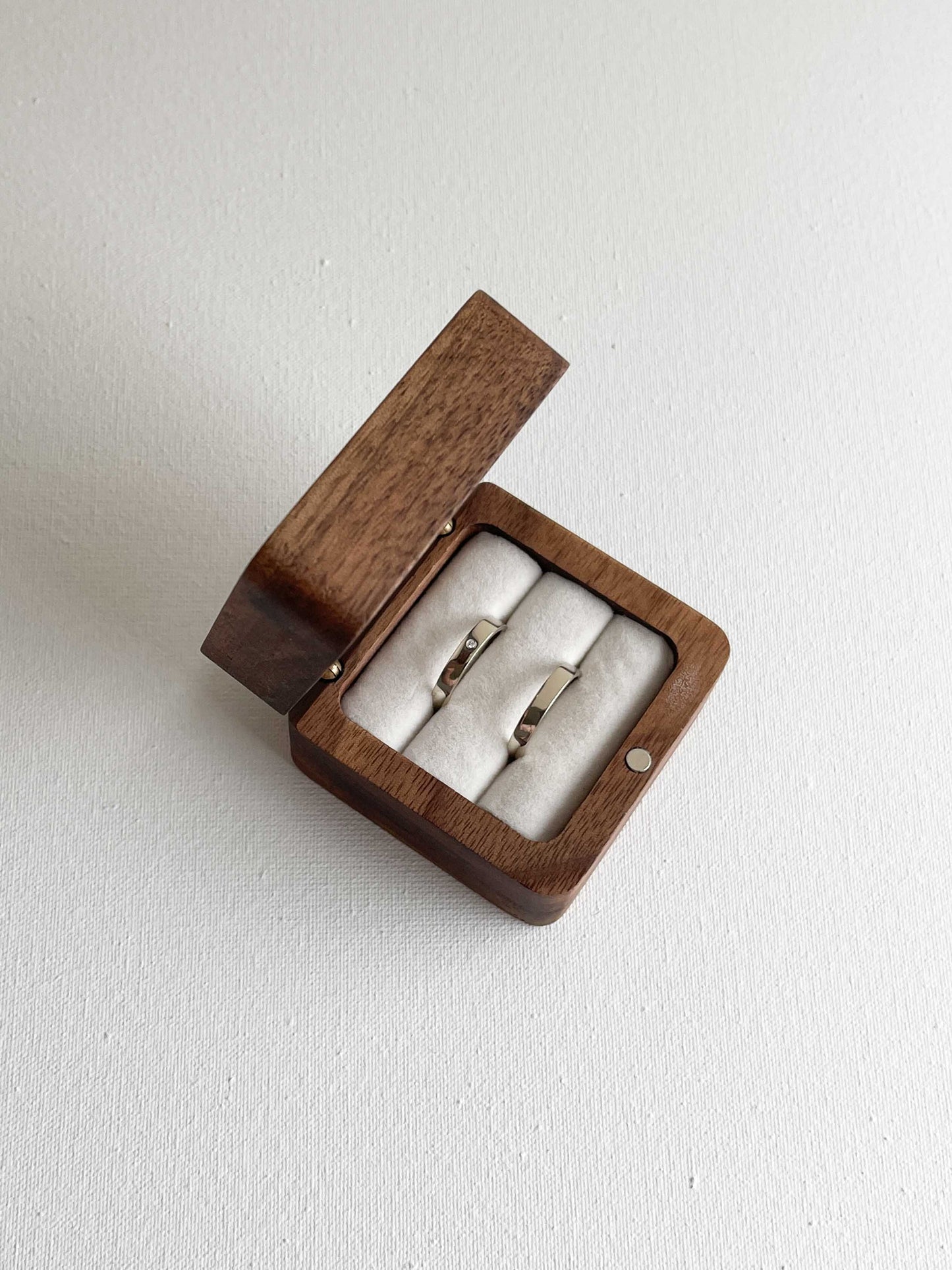 Wooden box for two rings (walnut color)