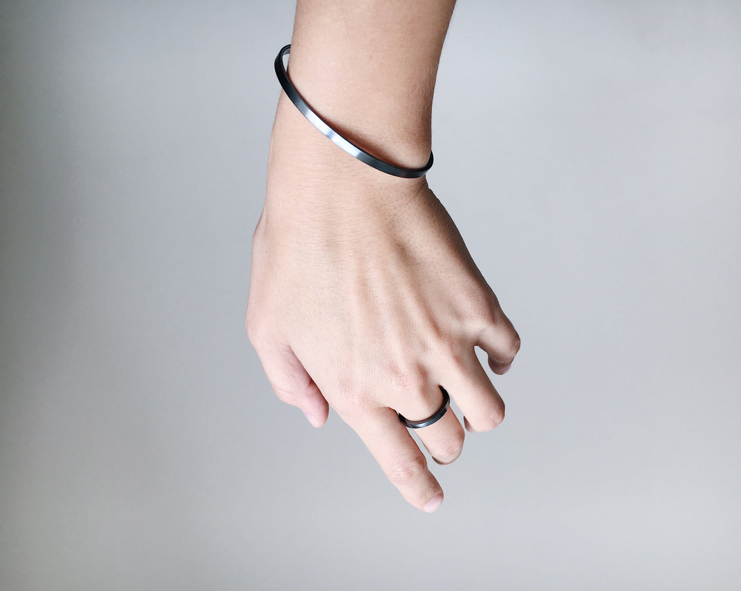 Bracelet "Simple" blackened