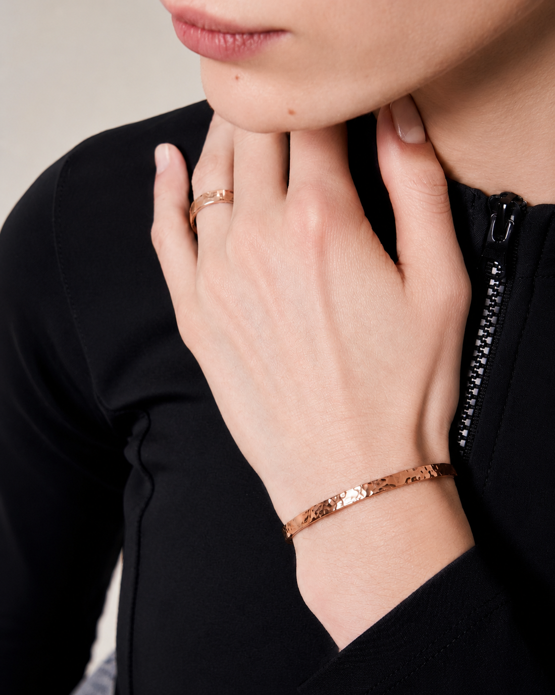 Bracelet "Simple" hammered glossy