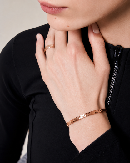 Bracelet "Simple" hammered glossy