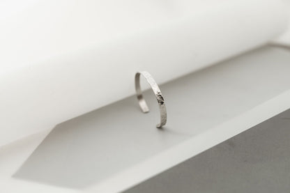 Bracelet "Simple" hammered glossy