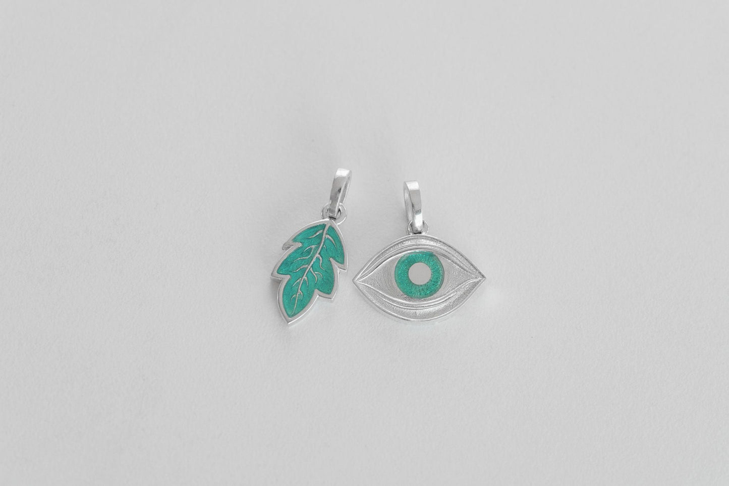 Pendant on the neck "Breath of my forest"