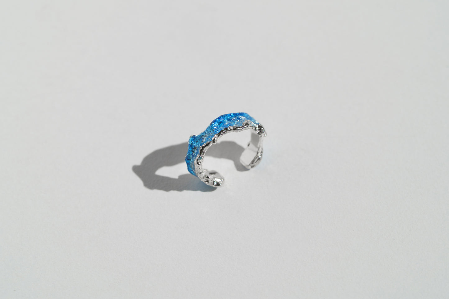 Cuff "Wave" (4 mm) blue