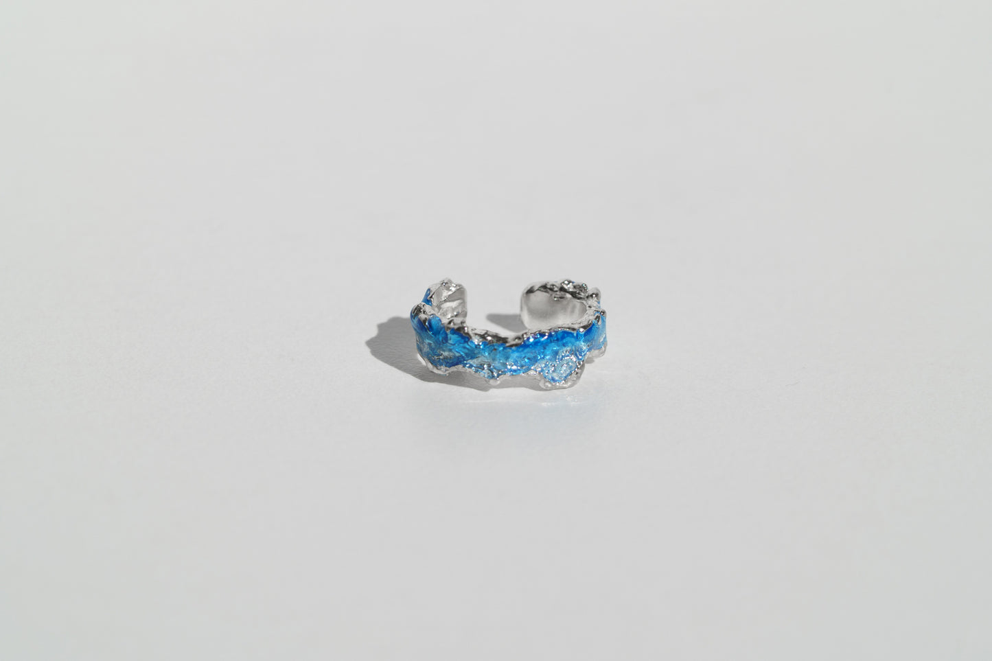 Cuff "Wave" (4 mm) blue