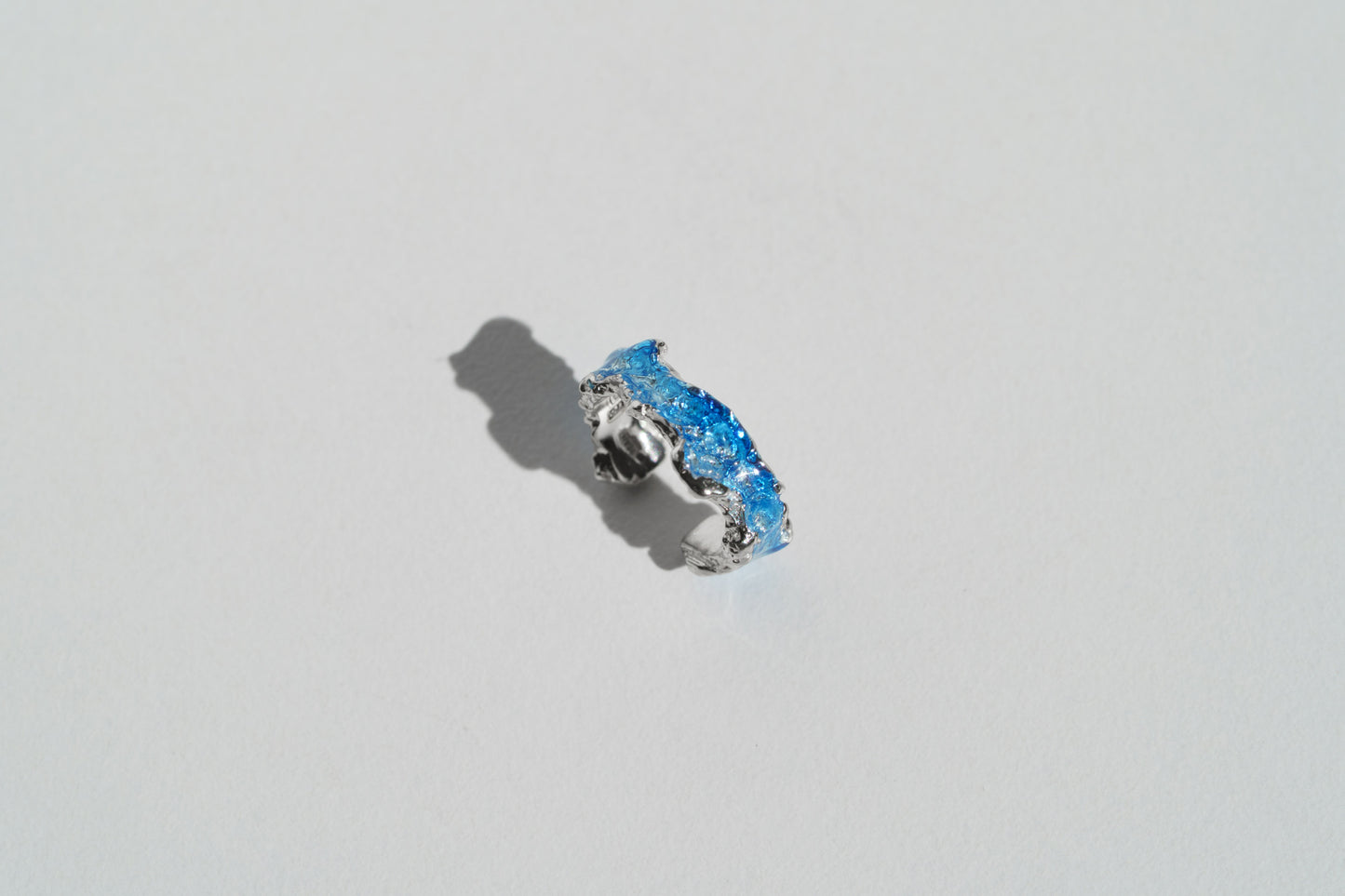 Cuff "Wave" (4 mm) blue