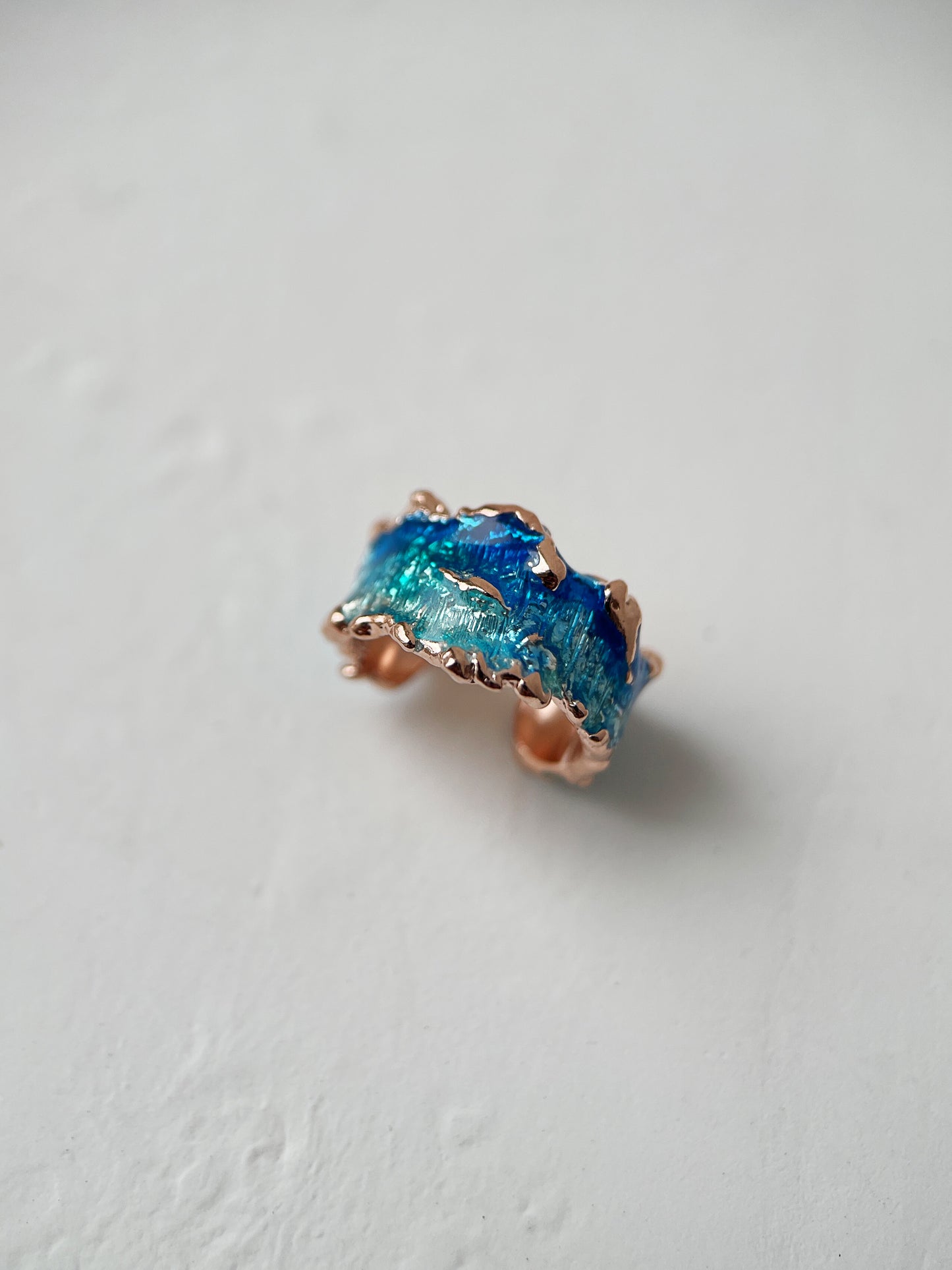 Cuff "Wave" (6 mm) blue