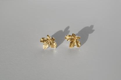 Earrings “Chestnut Leaf” (10 mm) light