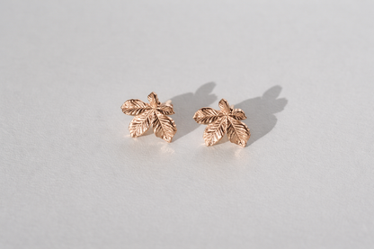 Earrings “Chestnut Leaf” (10 mm) light