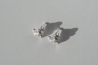 Earrings “Chestnut Leaf” (10 mm) light