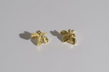 Earrings “Chestnut Leaf” (15 mm) light