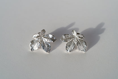 Earrings “Chestnut Leaf” (20 mm) light