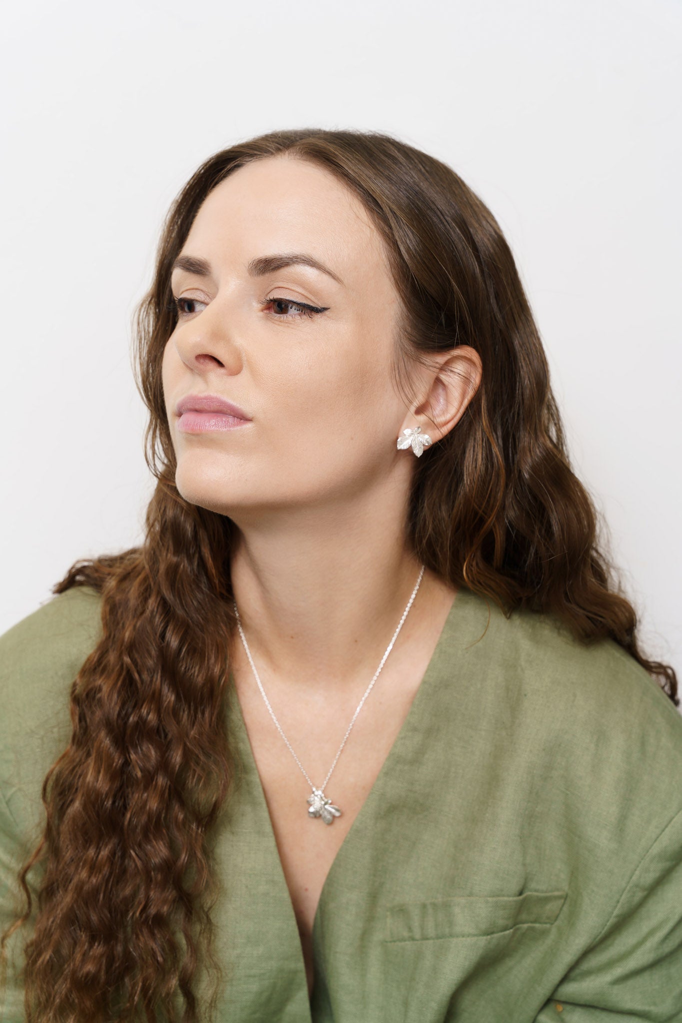 Earrings “Chestnut Leaf” (20 mm) light