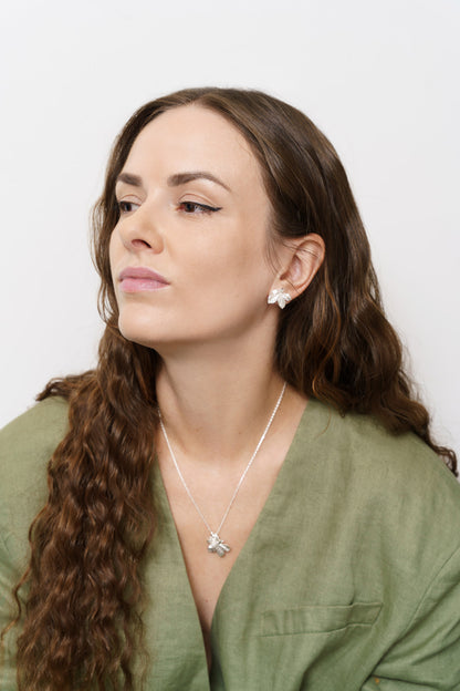 Earrings “Chestnut Leaf” (20 mm) light