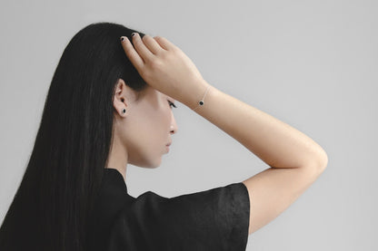 Stud earrings "Circle" (8 mm) with black enamel