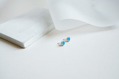 Stud earrings "Circle" (8 mm) with enamel