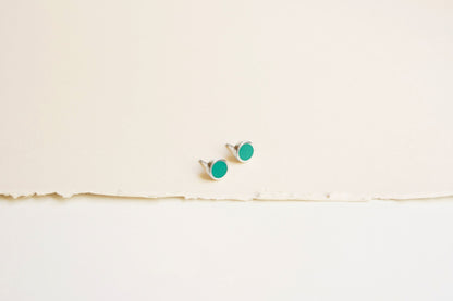 Stud earrings "Circle" (8 mm) with enamel