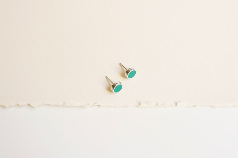 Stud earrings "Circle" (8 mm) with enamel