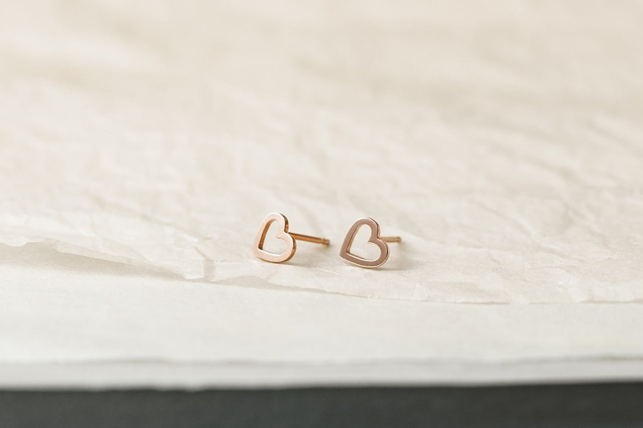 Earrings "Contour Heart"