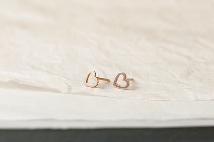 Earrings "Contour Heart"