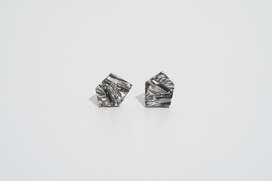 Earrings “Crushed Ice” (10×12 mm) blackened