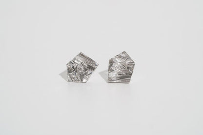Earrings “Crushed Ice” (10×12 mm)
