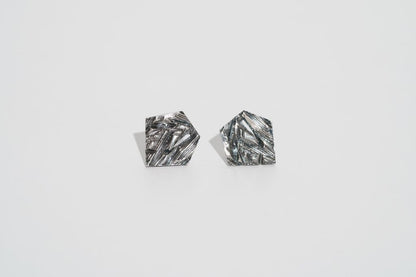 Earrings “Crushed Ice” (14×14 mm) blackened