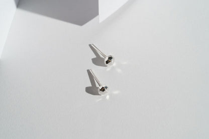 Stud earrings "Facets" mini