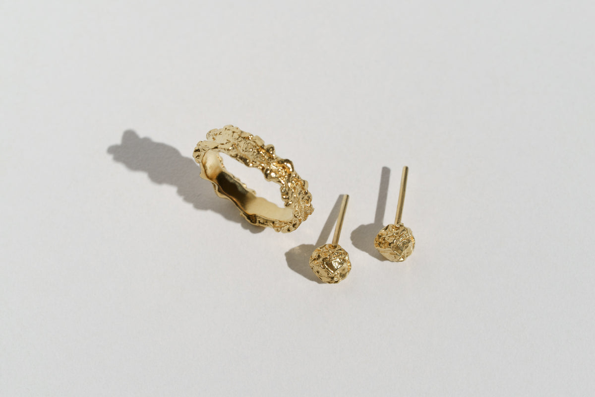 Stud earrings "Meteor" light