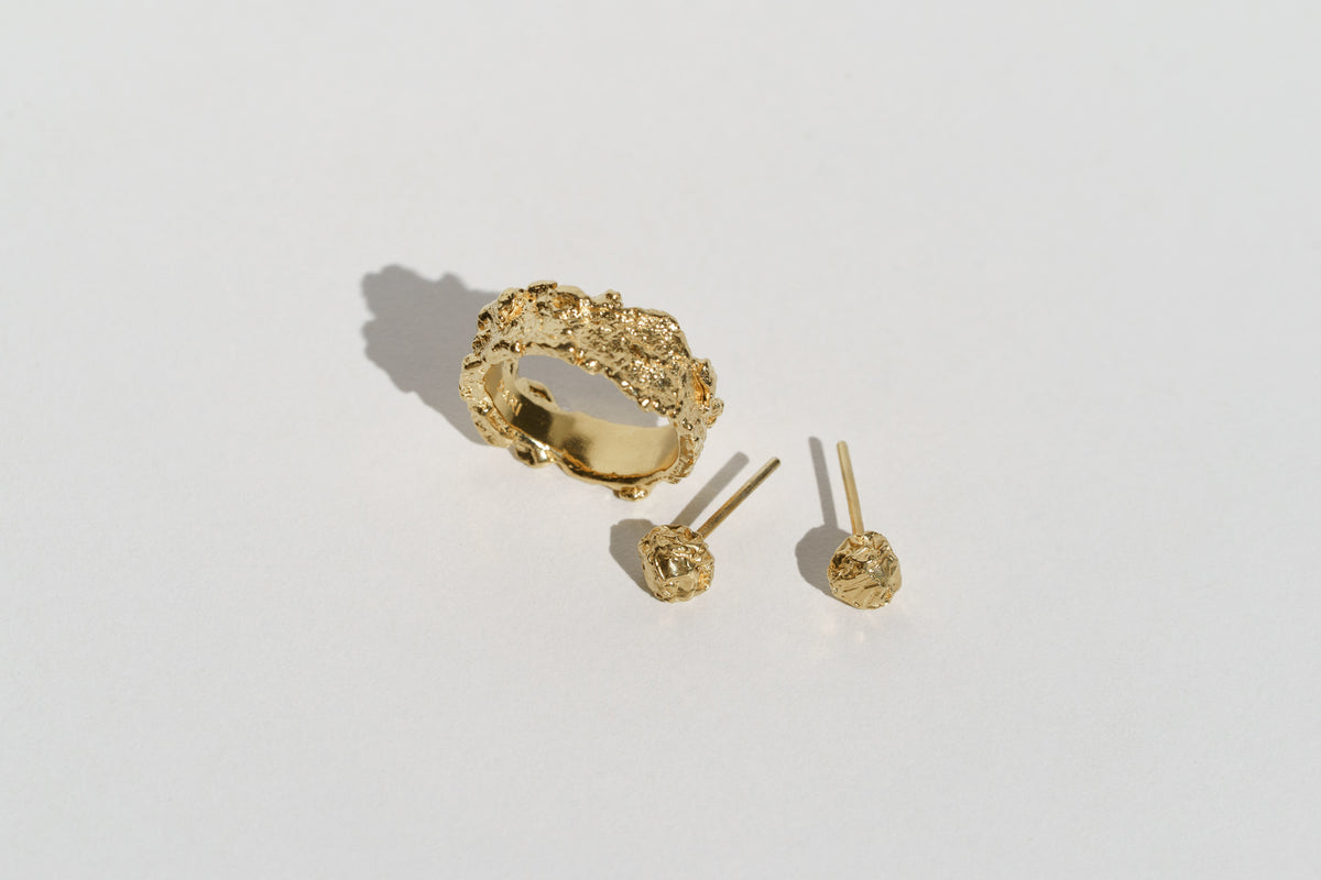 Stud earrings "Meteor" light