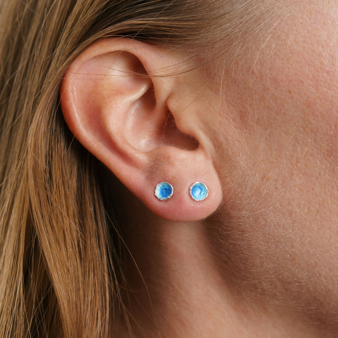 Earrings "Sea" (6 mm) blue