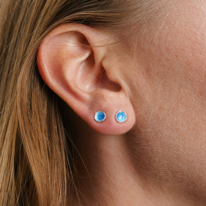 Earrings "Sea" (6 mm) blue
