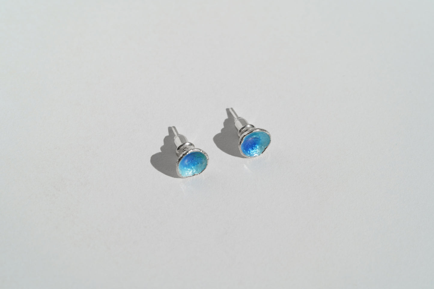 Earrings "Sea" (7,5 mm) blue