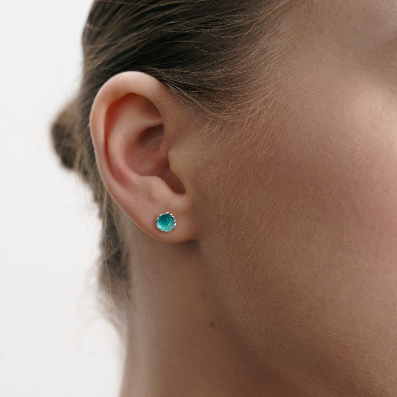 Earrings "Sea" (7,5 mm) emerald
