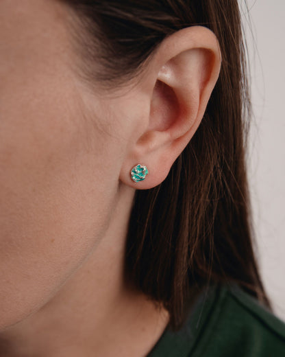 Stud earrings "Water ripple" emerald mini