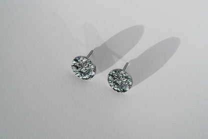 Disc earrings "Water surface" (10 mm) blackened
