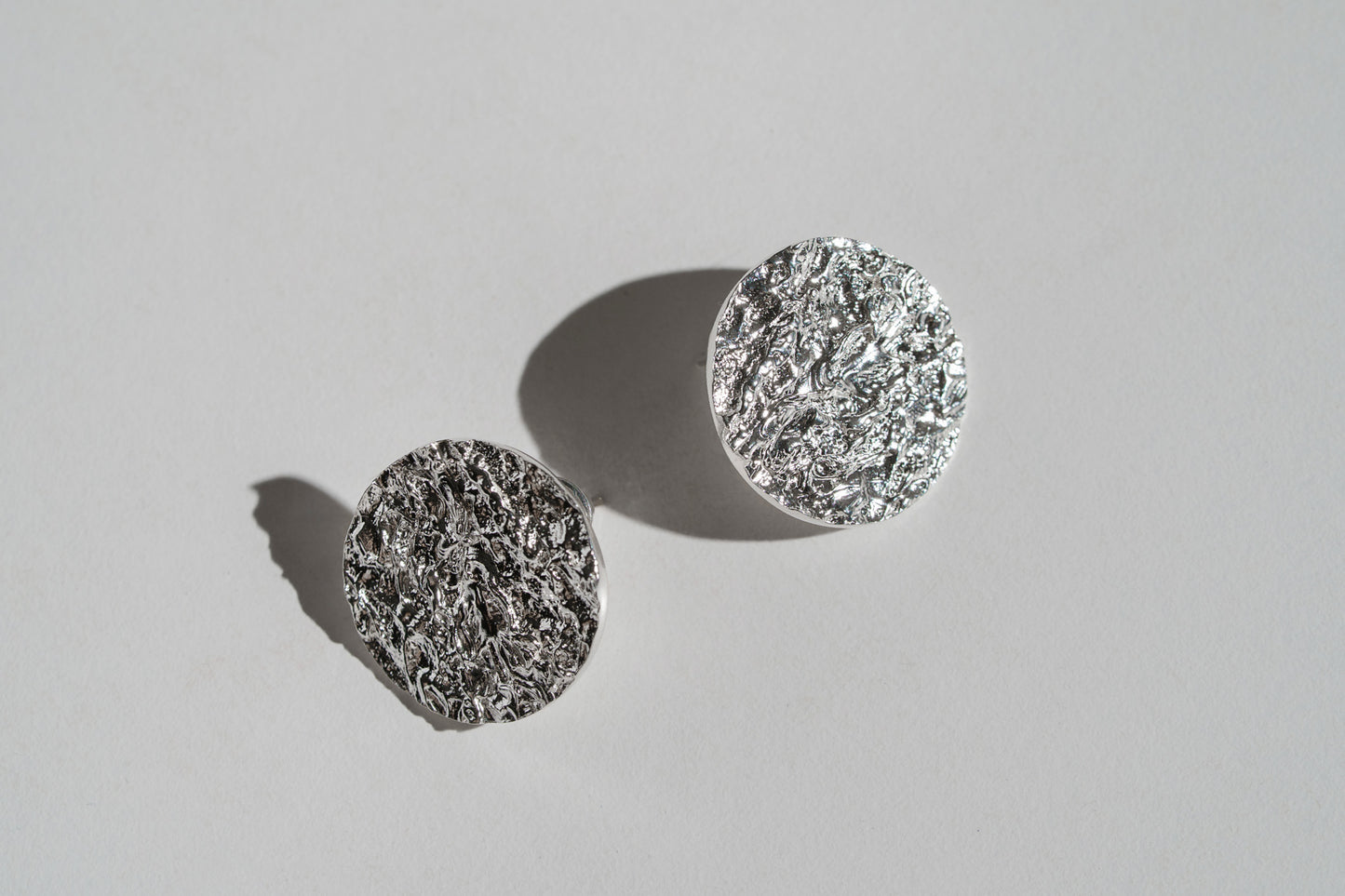 Disc earrings "Water surface" (20 mm)