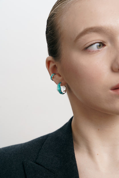 Congo earrings "Wave" (6 mm/15 mm) emerald