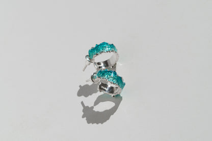 Congo earrings "Wave" (6 mm/15 mm) emerald
