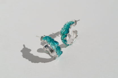 Congo earrings "Wave" (6 mm/20 mm) emerald