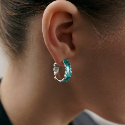 Congo earrings "Wave" (6 mm/20 mm) emerald