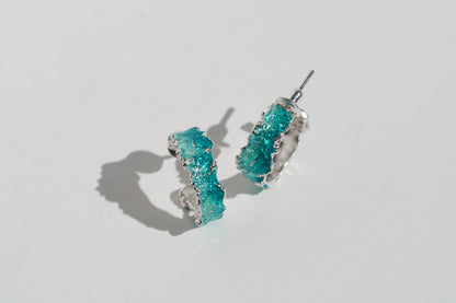 Congo earrings "Wave" (6 mm/20 mm) emerald