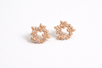 Stud earrings "Wreath" with gemstones