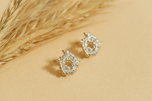 Stud earrings "WREATH"