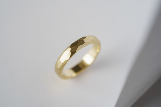 Ring "Small facets" (4 mm)