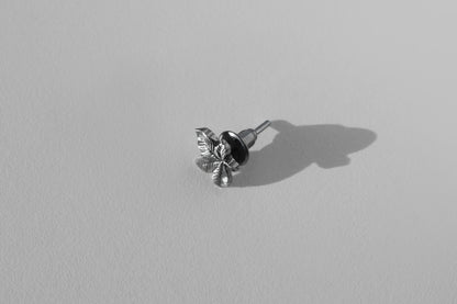 Monoearring “Chestnut Leaf” (10 mm) blackened