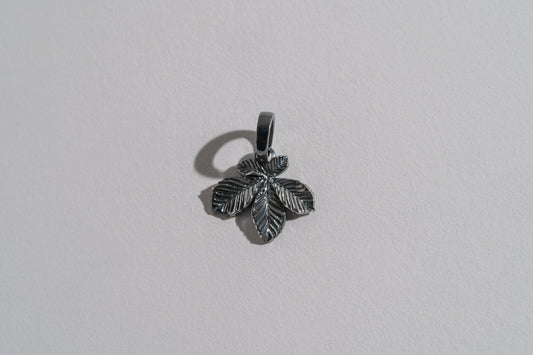 Pendant “Chestnut Leaf” (15 mm) blackened