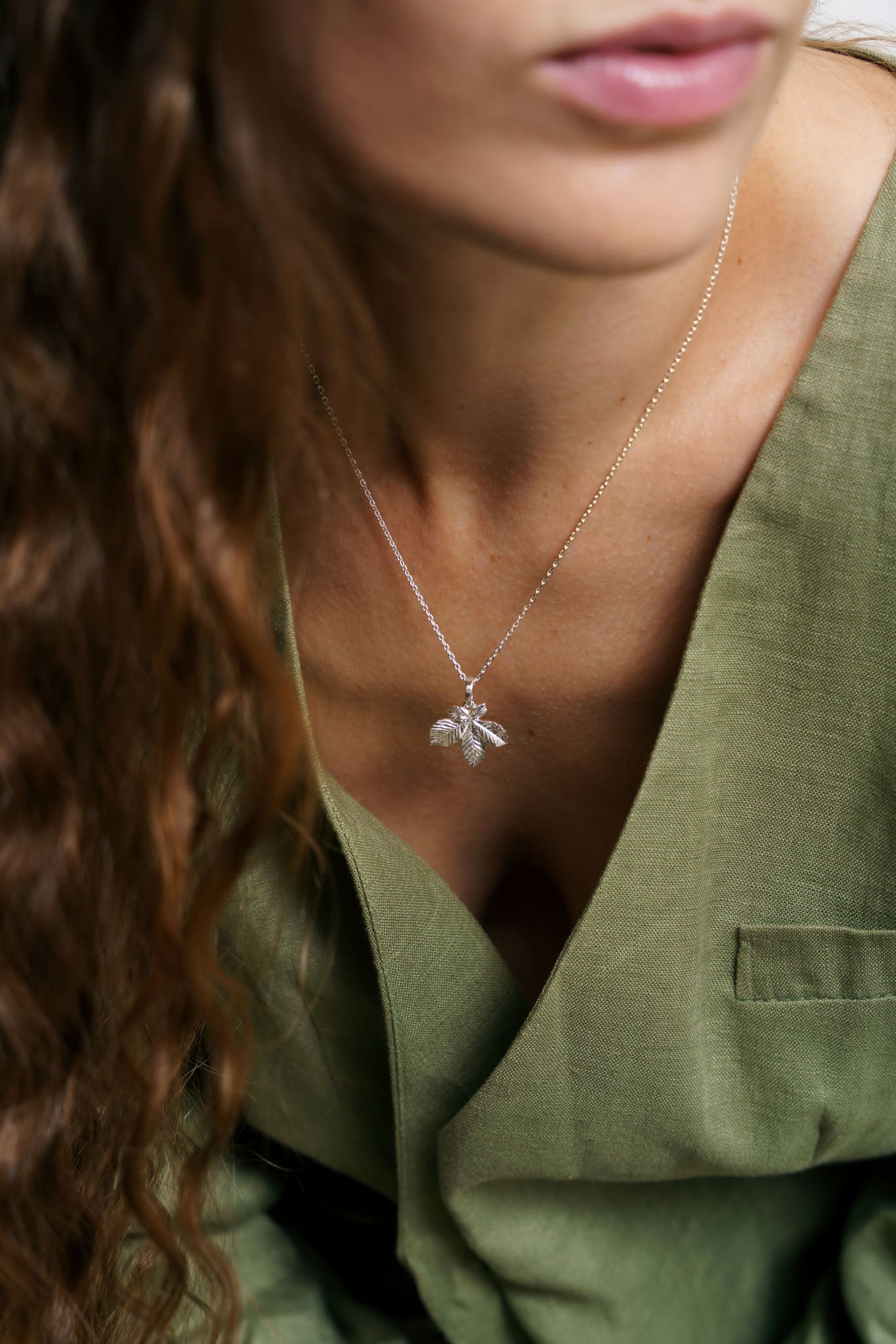 Pendant “Chestnut Leaf” (20 mm) light